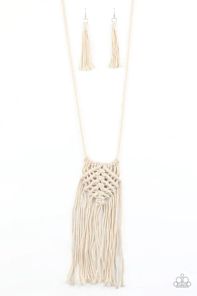 Macrame Mantra White